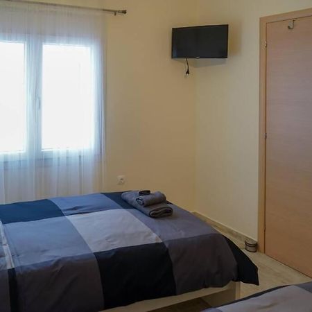 יואנינה Modern Apartment In The City Center מראה חיצוני תמונה